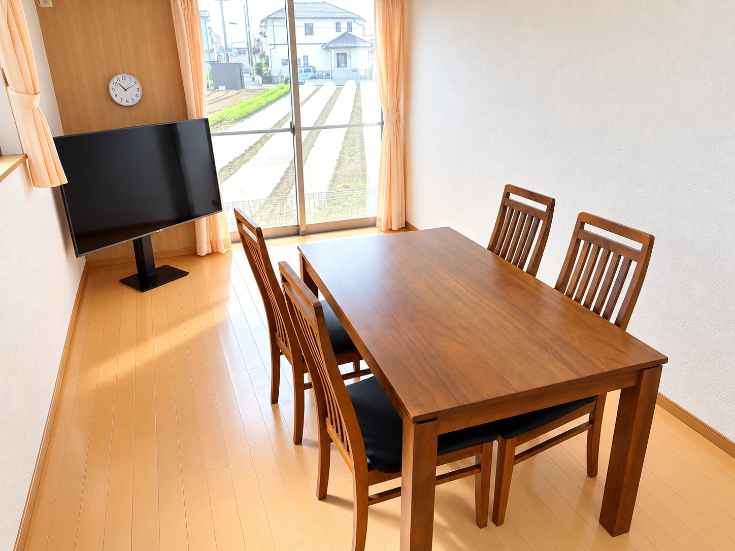 船橋新高根の共有ダイニング